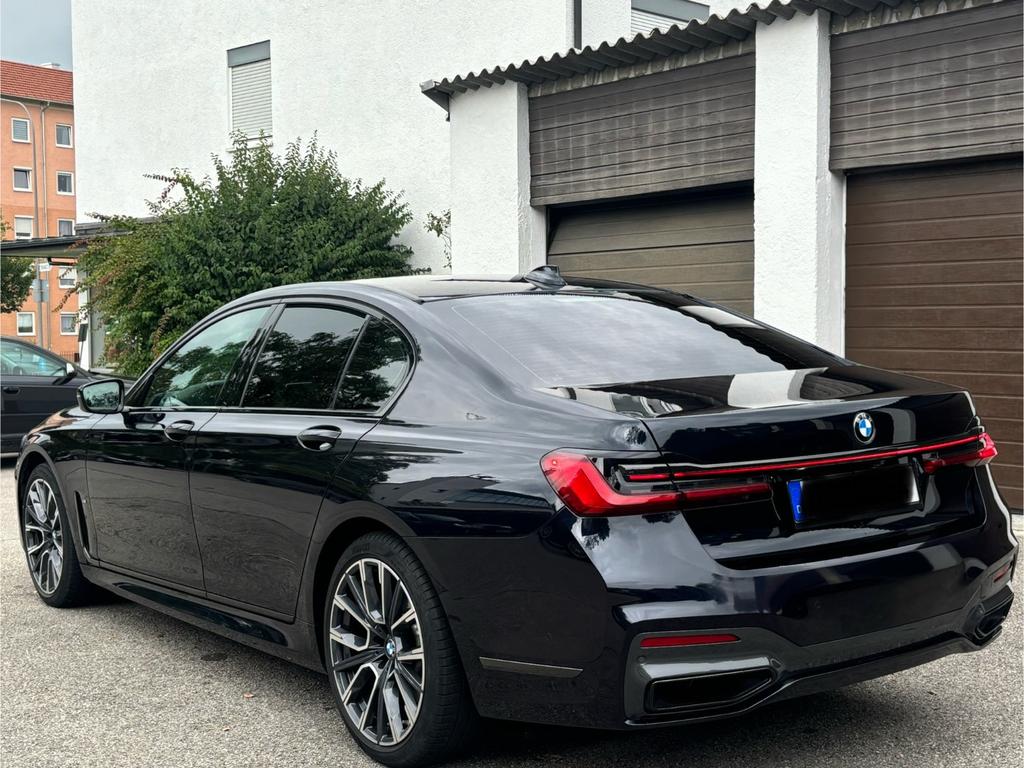 BMW 730