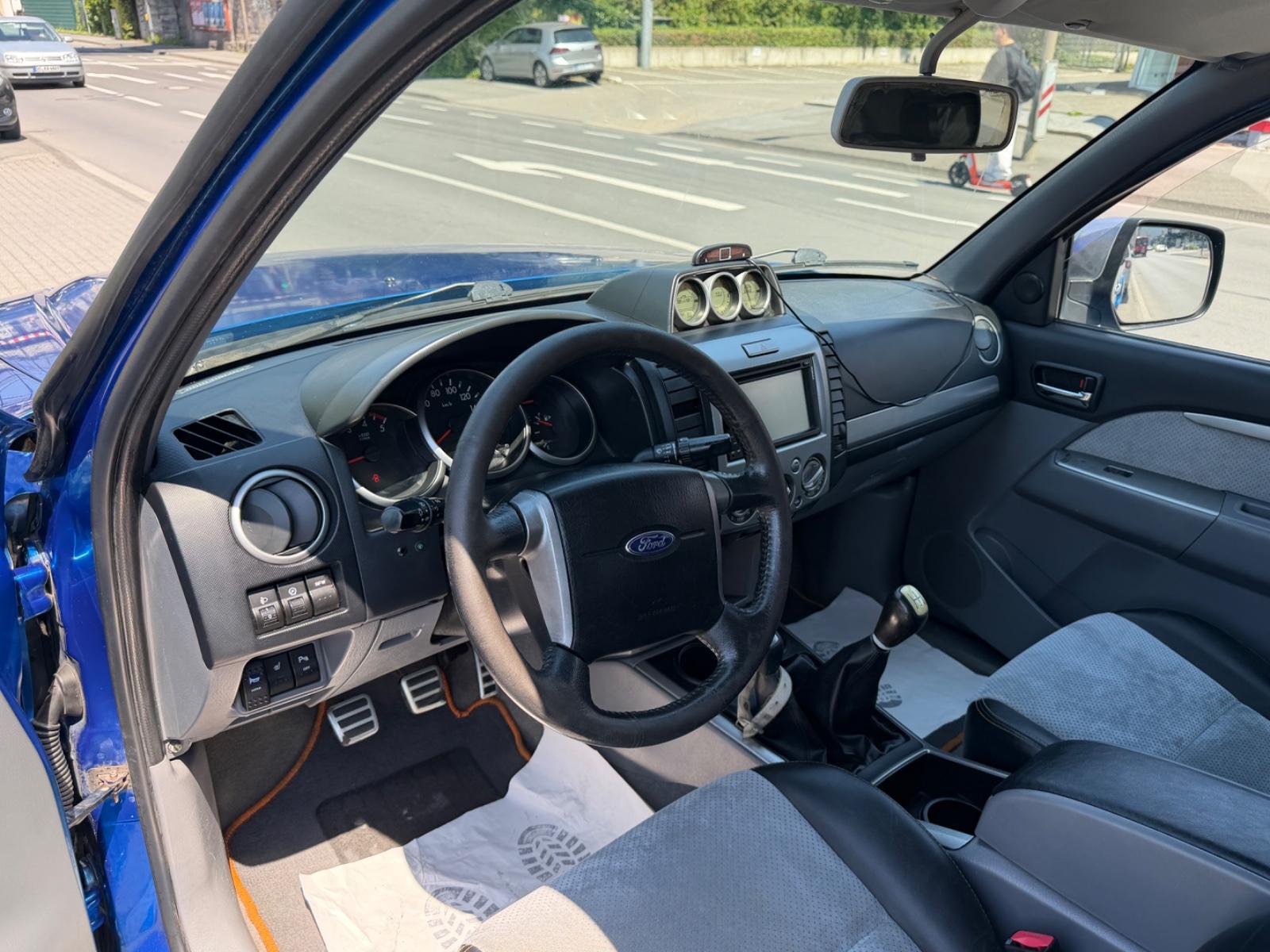 Ford Ranger Double Cabine 3.0 156ch 4x4 - 2 ème main - Attelage - Courroie neuve - Pneus toutes saisons