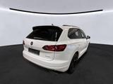 Volkswagen Touareg R 4Motion eHybrid 3.0 V6/MATRIX/AHK/PANO - Volkswagen Touareg: Weiß