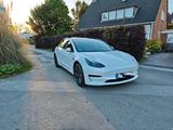 Tesla Model 3 RWD Panorama, 8-fach, nur bis 27.04.  - Tesla Model 3 in Düsseldorf