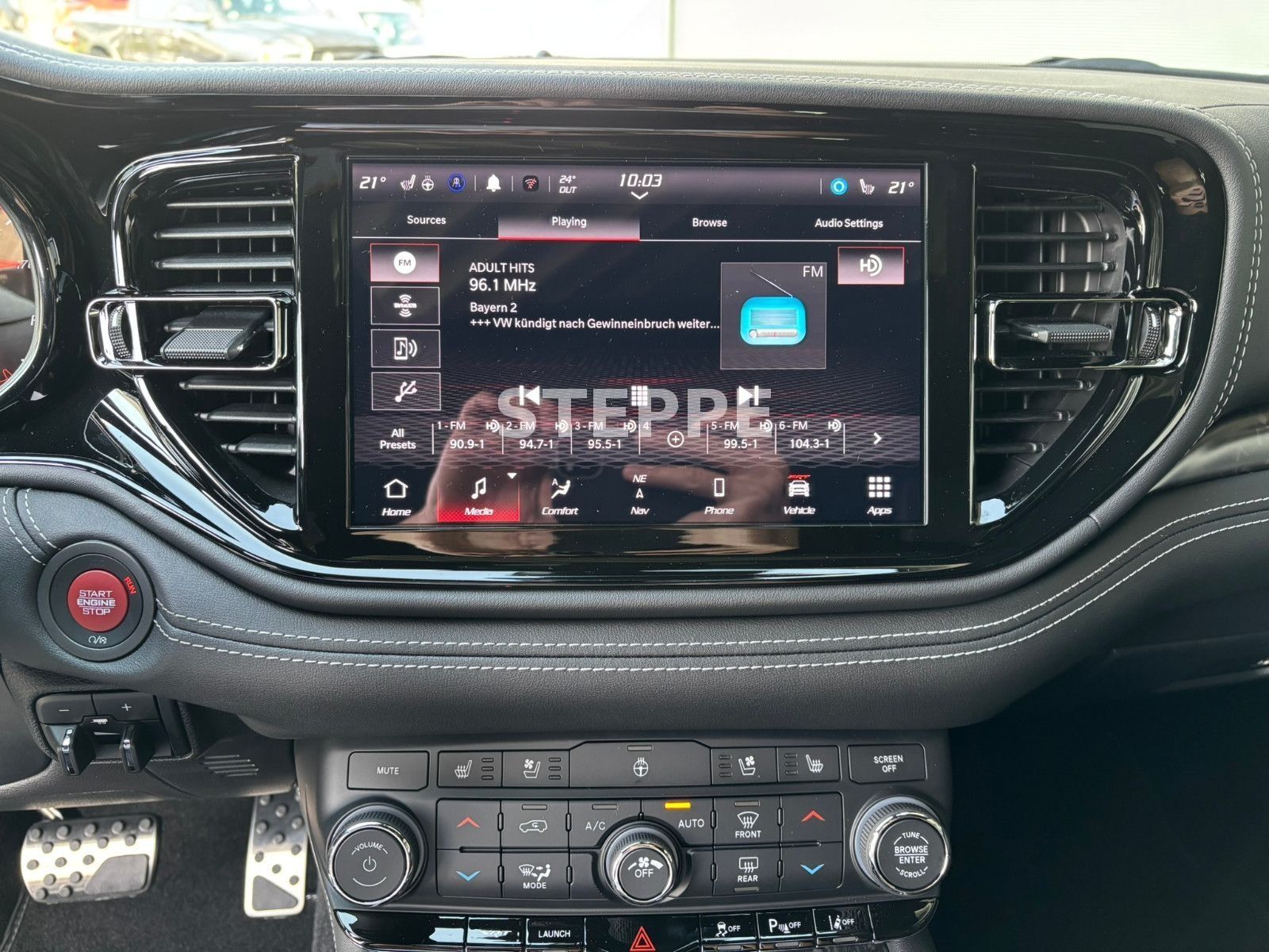 Dodge Durango SRT AWD 6,4 V8  AlcHEMY 6 Sitzer