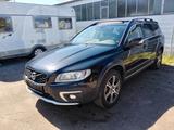 Volvo Summum/HK Sound/ACC/SHZ/LHZ/Schiebedach/VollVoll - Volvo XC70 Summum mit Diesel-Antrieb