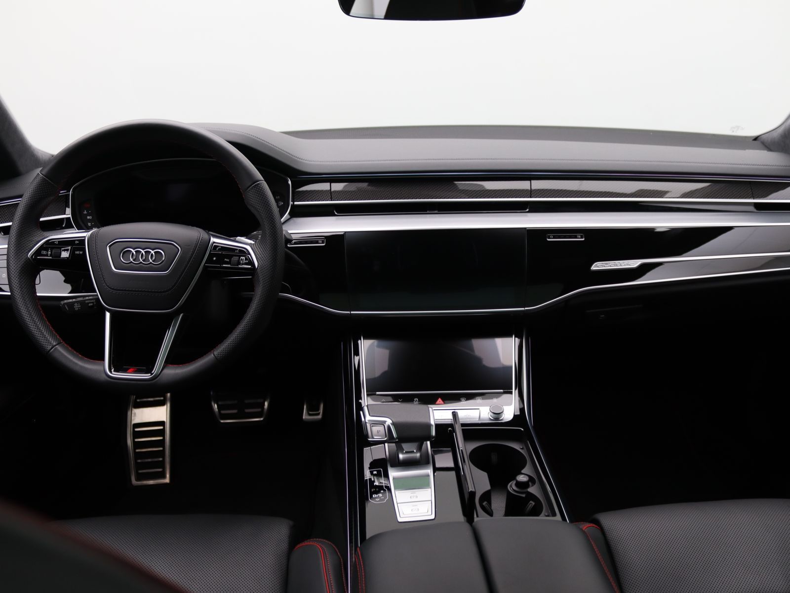 Audi S8 - Bild 11