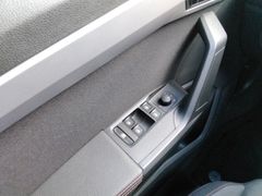 Fahrzeugabbildung Seat Arona FR+1.5+TSI+FULL-LINK+NAVI+PDC+TEMPOMAT+