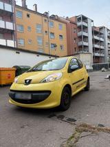 Peugeot 107 1.0 - Peugeot 107 in Augsburg