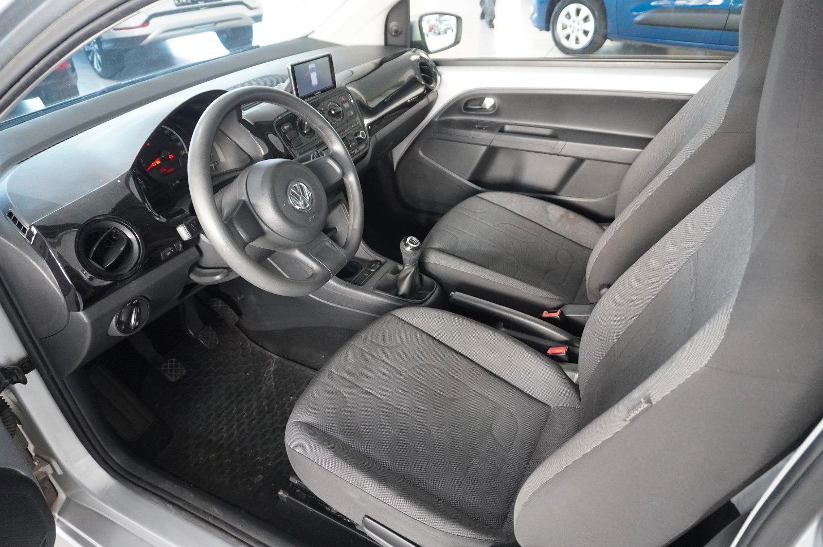 Fahrzeugabbildung Volkswagen up! 1.0 MOVE 3-TÜR NAVI/KLIMA/SPORT/CD/AUX/TÜV
