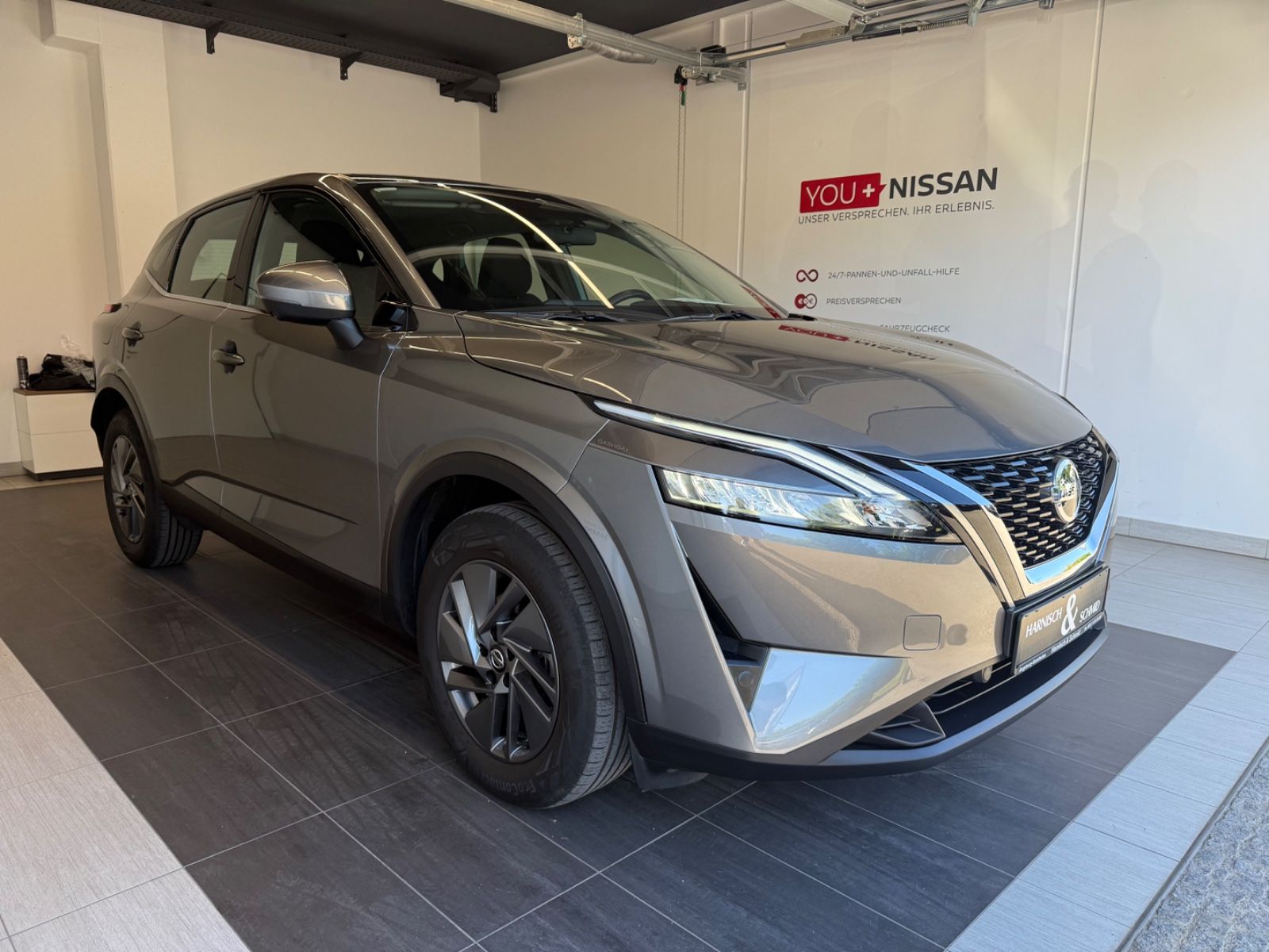 Fahrzeugabbildung Nissan Qashqai Acenta MHEV MT - Navi, Winter-Paket