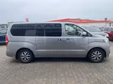 Hyundai H-1 Travel Premium*Aut* Finanzierung ab 2.9% - Hyundai H-1: Kleinbus