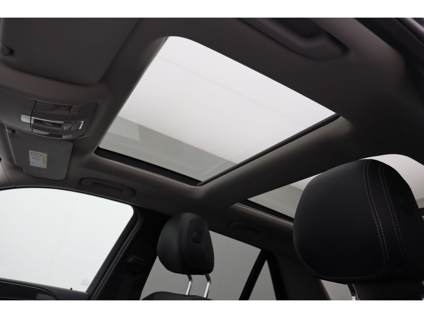 Fahrzeugabbildung Mercedes-Benz ML 350 CDI BlueTec Pano Schiebe Standheizung SHZ