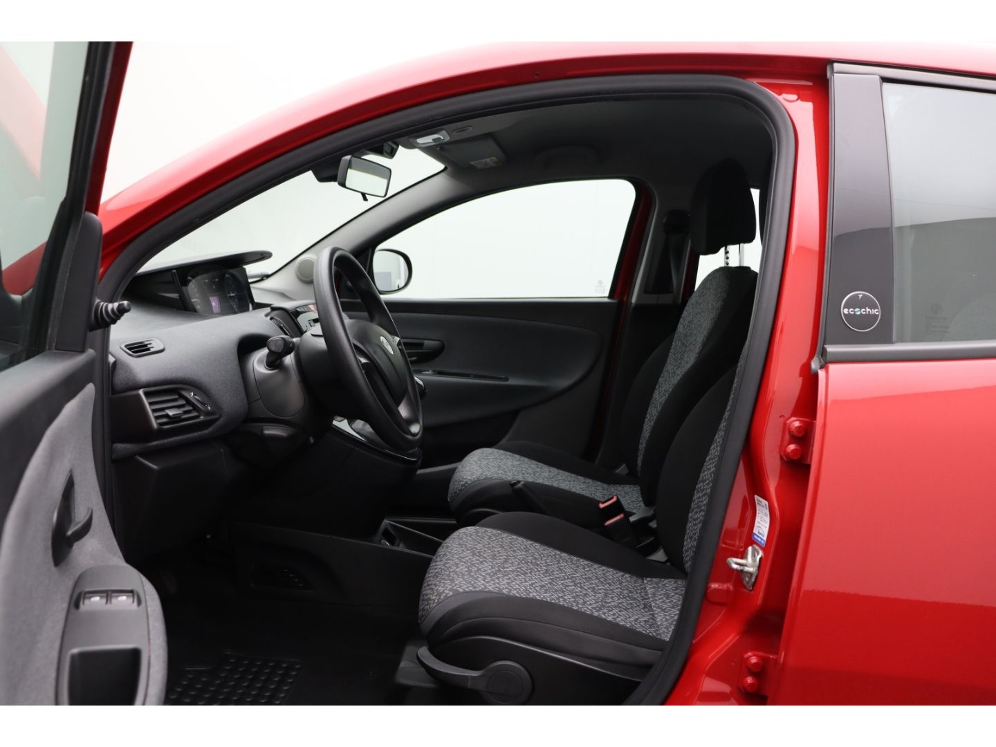Fahrzeugabbildung Lancia Ypsilon Multifunktion Bluetooth Freisprechanlage