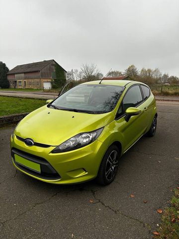 Ford Fiesta mit neu TÜV