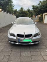 BMW 320d E90 - BMW 320: D E90