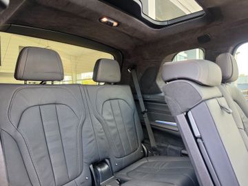 BMW X7 - 12