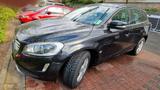 Volvo XC60 D4 Momentum mit schwenkbarer AHK  - Volvo Gebrauchtwagen in Würzburg