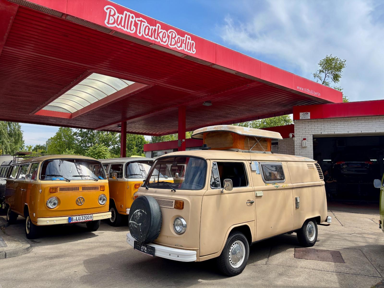 Volkswagen T2b TÜV Neu Wohnmobil Camper Truma Heizung