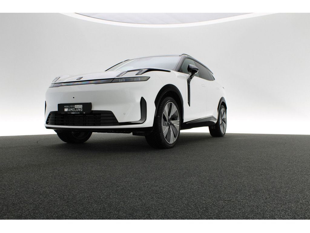 Lynk & Co 08