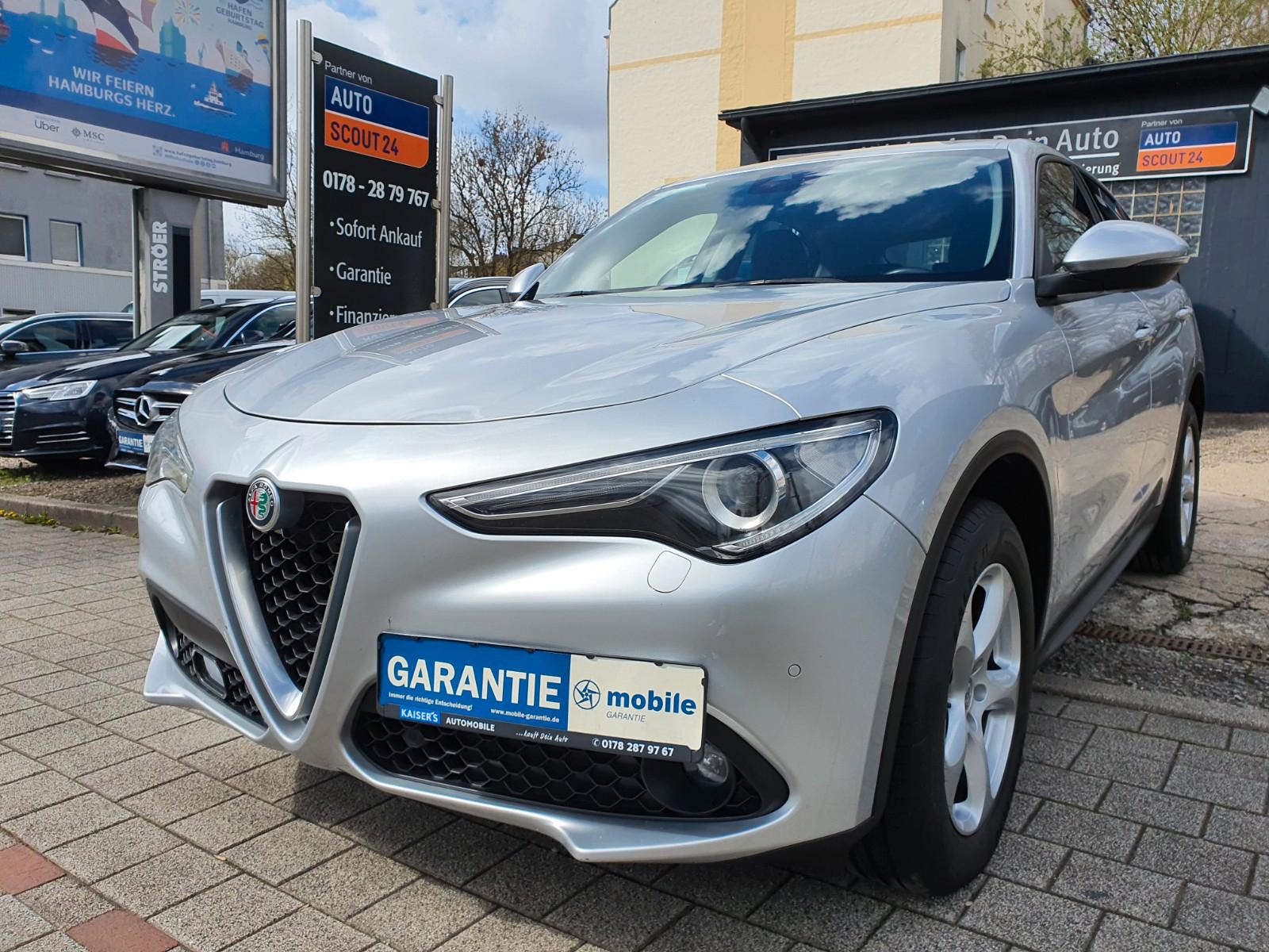 Alfa Romeo STELVIO SUPER Q4*TÜV+INSP-NEU*CARPLA*LEDER*XENON