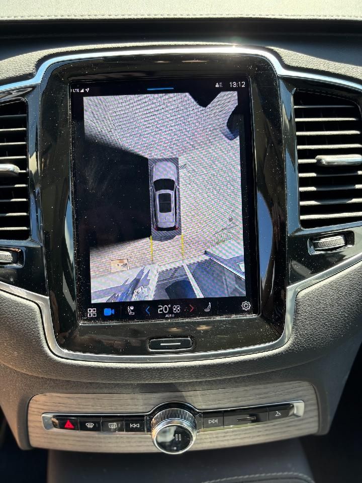 Fahrzeugabbildung Volvo XC90 Ultimate Bright AWD