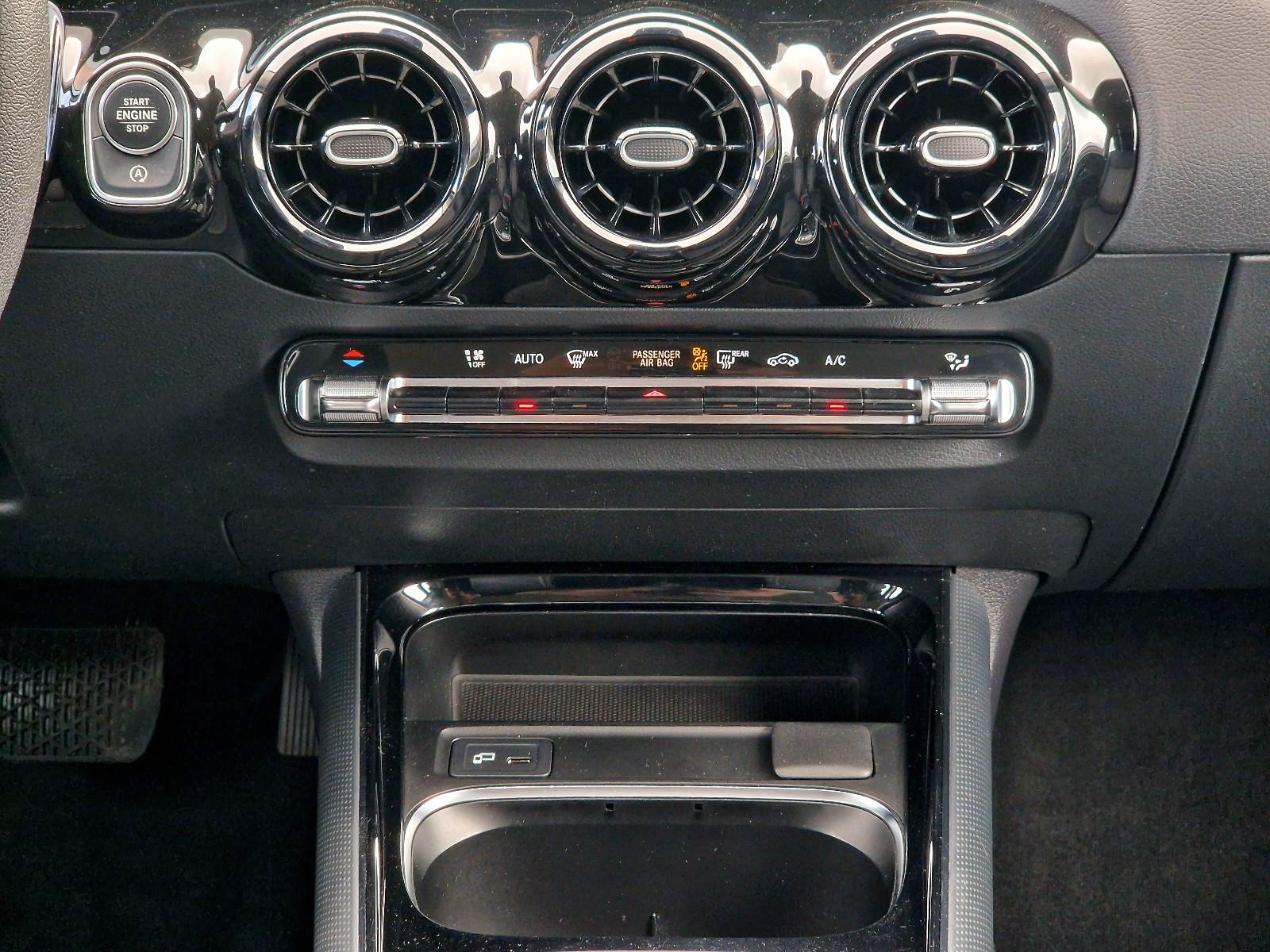 Mercedes-Benz B 180 (Automatik, Teilleder, Navi)