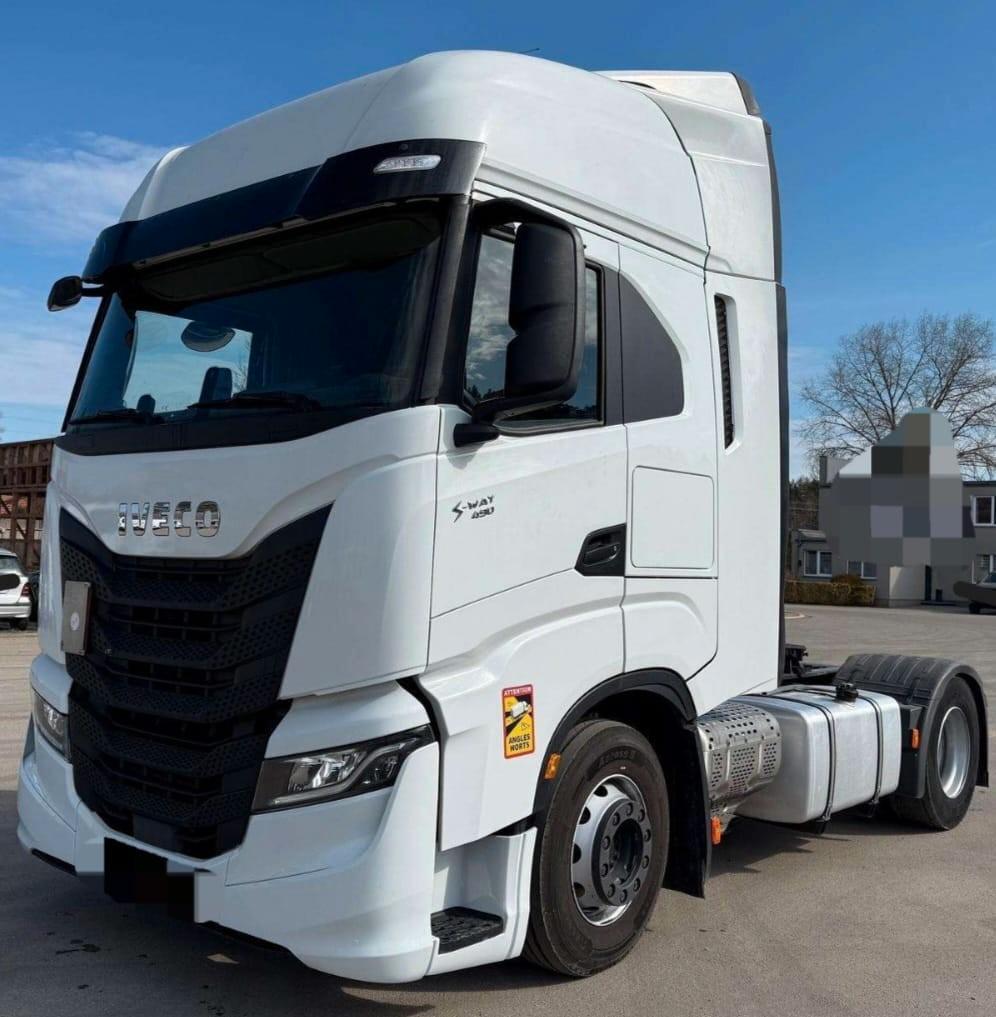Iveco S-WAY 490