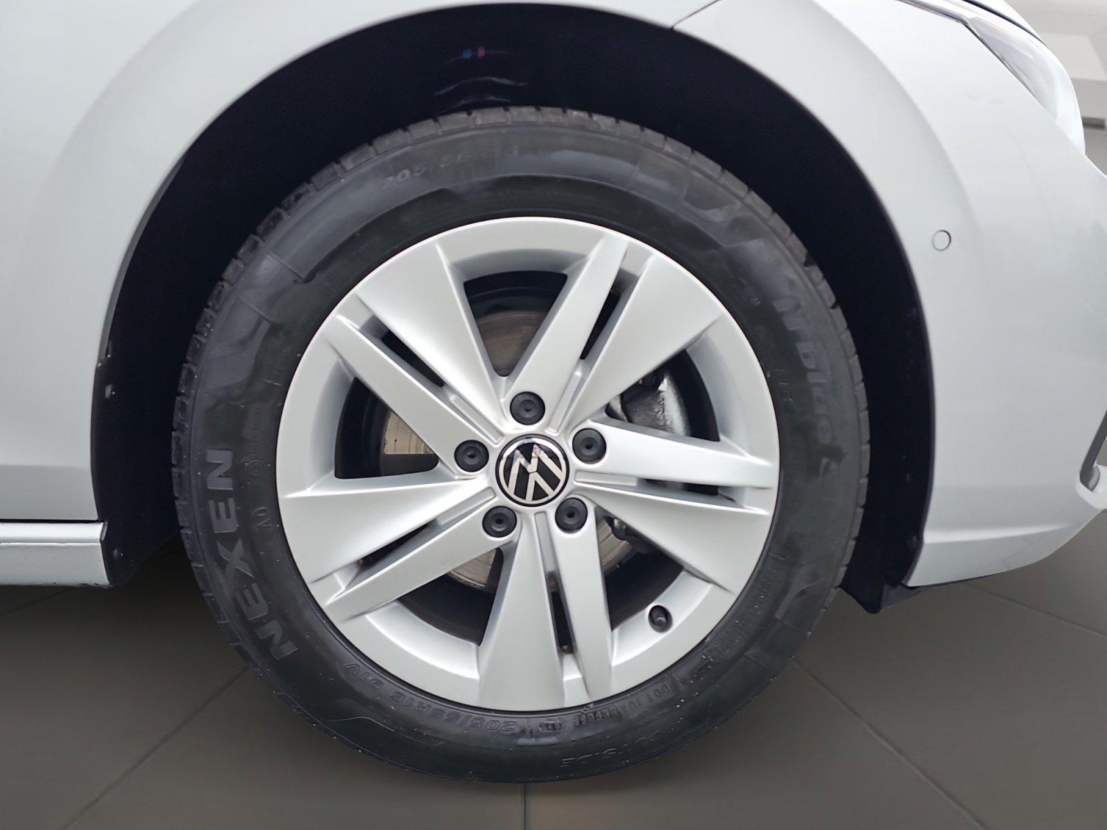 Volkswagen Golf VIII 1.5 TSI Life ACC Akustikglas DynLicht, миниатюра 6