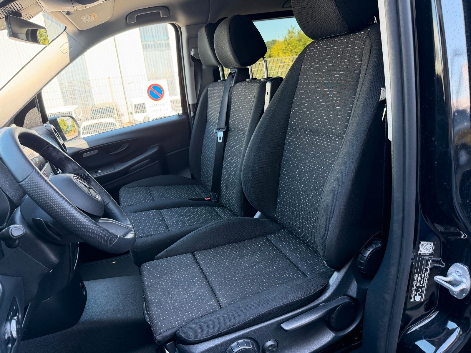 Fahrzeugabbildung Mercedes-Benz Vito 116 CDI Tourer Extral elektr Türen AHK