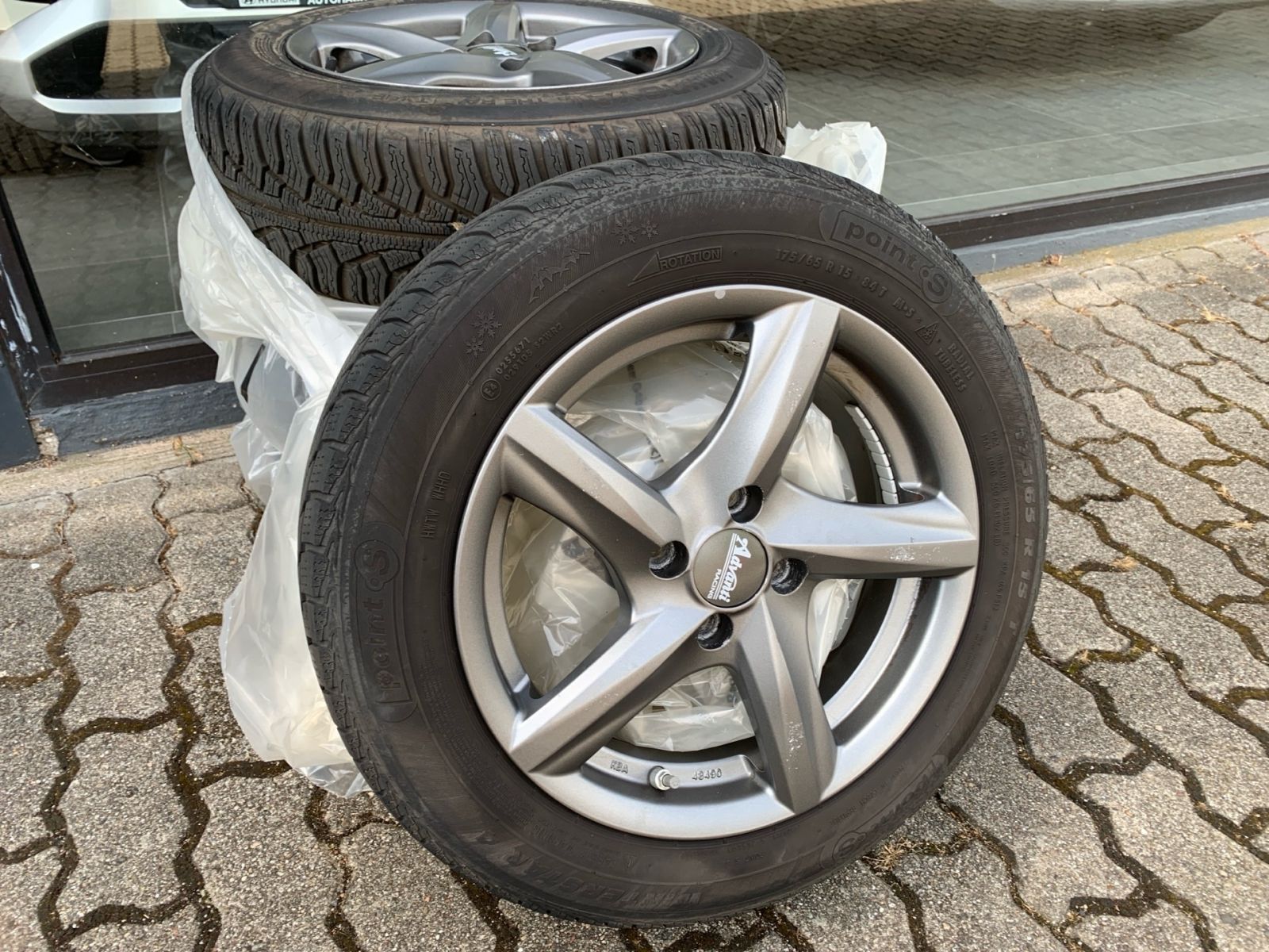 Fahrzeugabbildung MINI ONE Mini Cabrio One 1.6 PDC SHZ