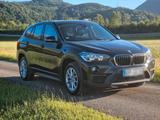 BMW X1 18i TOP 8-Fach Alu Bereifung - BMW 1er Reihe mit Benzin-Antrieb: Geländewagen