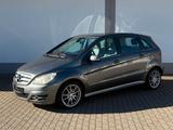 Mercedes-Benz B 170 Automatik * TÜV NEU * XENON * KLIMA - Mercedes-Benz B 170 Kombi Gebrauchtwagen