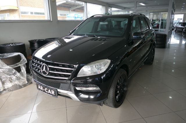 Mercedes-Benz ML 250 CDI 4 Matic Einparkh Navi Schiebedach AHK