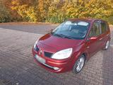 Renault1.6 - gebrauchte Renault Scenic aus dem Jahr 2008