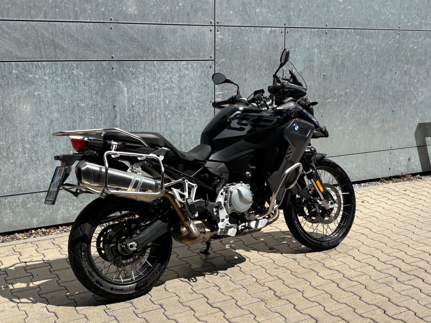 Fahrzeugabbildung BMW F 850 GS Adventure Triple Black Tieferlegung