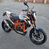 KTM Duke 690 R - KTM GEBRAUCHT 690 DUKE R