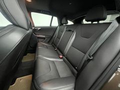 VOLVO V60 CROSS COUNTRY D4 / 1.H/ CARPLAY/ 2017/ AUTOM