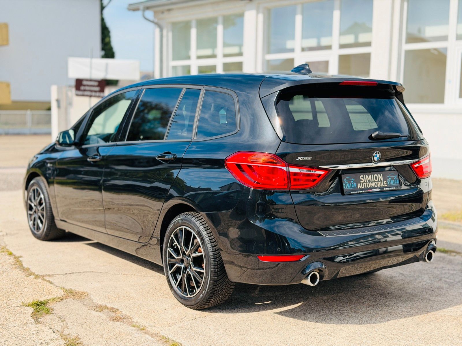 BMW 218d*Gran Tourer *xDrive*S-Heft bei BMW*LED*ACC imagem 3