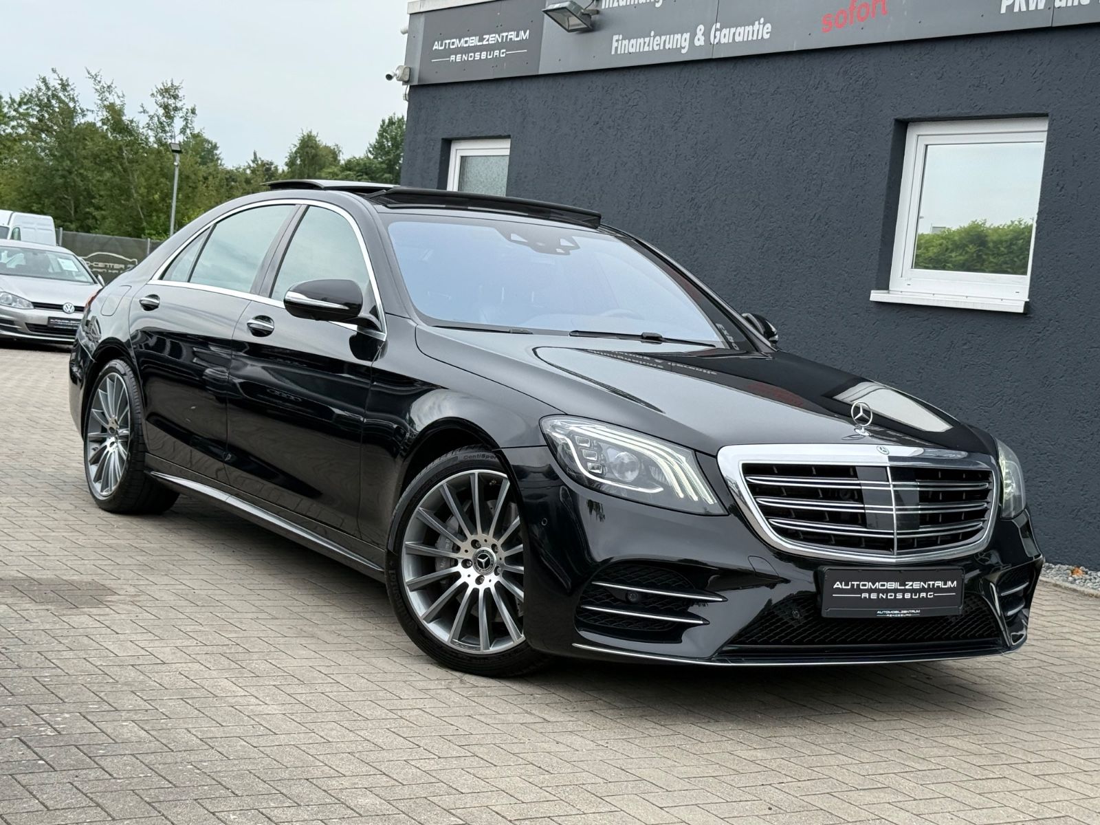 MERCEDES-BENZ S 400d L 4M AMG Paket /CHAUFFEUR/PANO/MASSAGE/
