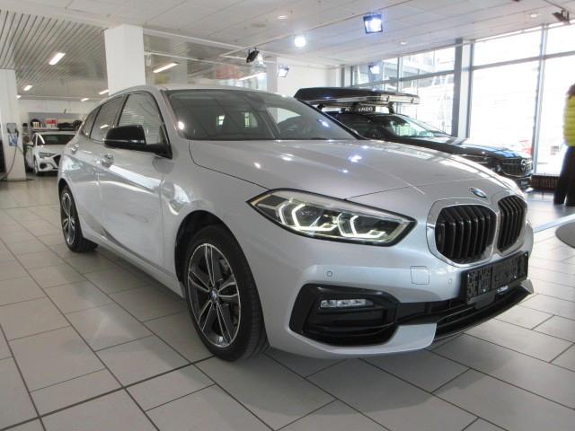 BMW 118 i SportLine LED/NAVI/SHZ/PDC/AHK/STANDHZ/17"