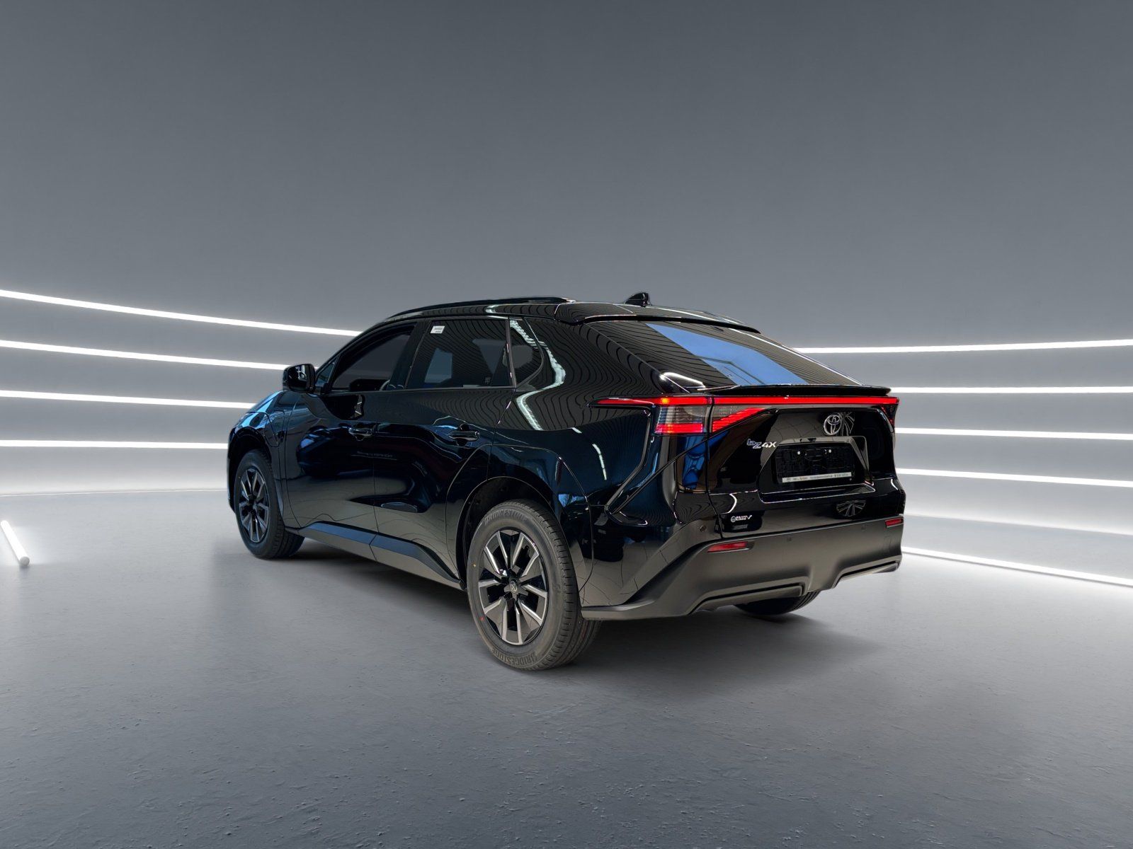 Toyota bZ4X - Bild 4