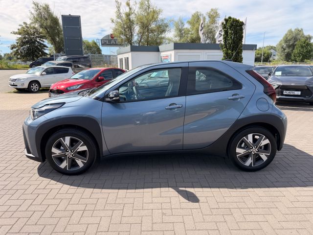 Toyota Aygo X Hybrid Active + Business Paket