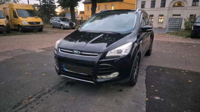 Ford Kuga II 2.0 TDCI 16V 4x4 Titanium