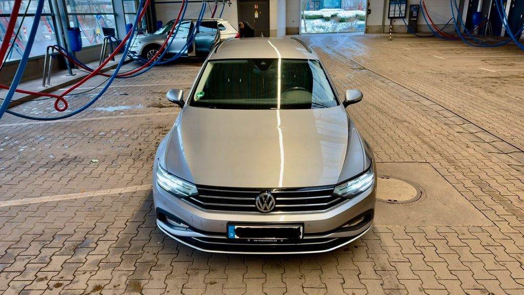 Image of Volkswagen Passat Variant