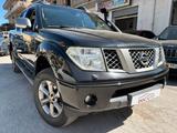 Nissan Navara 2.5 dCi 4 porte Double Cab LE - gebrauchte Nissan Navara aus dem Jahr 2009