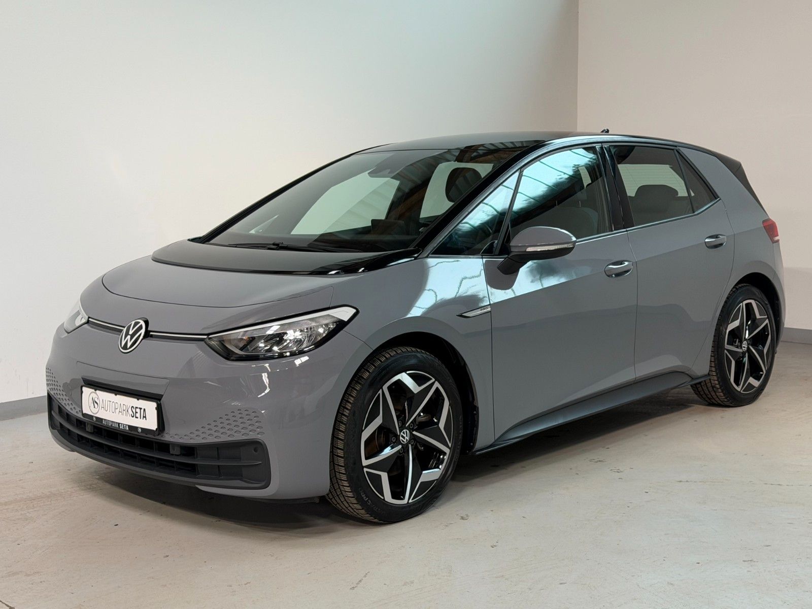 VW ID.3 Pro Perf 150 kW Life NAVI*LED*SHZ*ACC*LANE