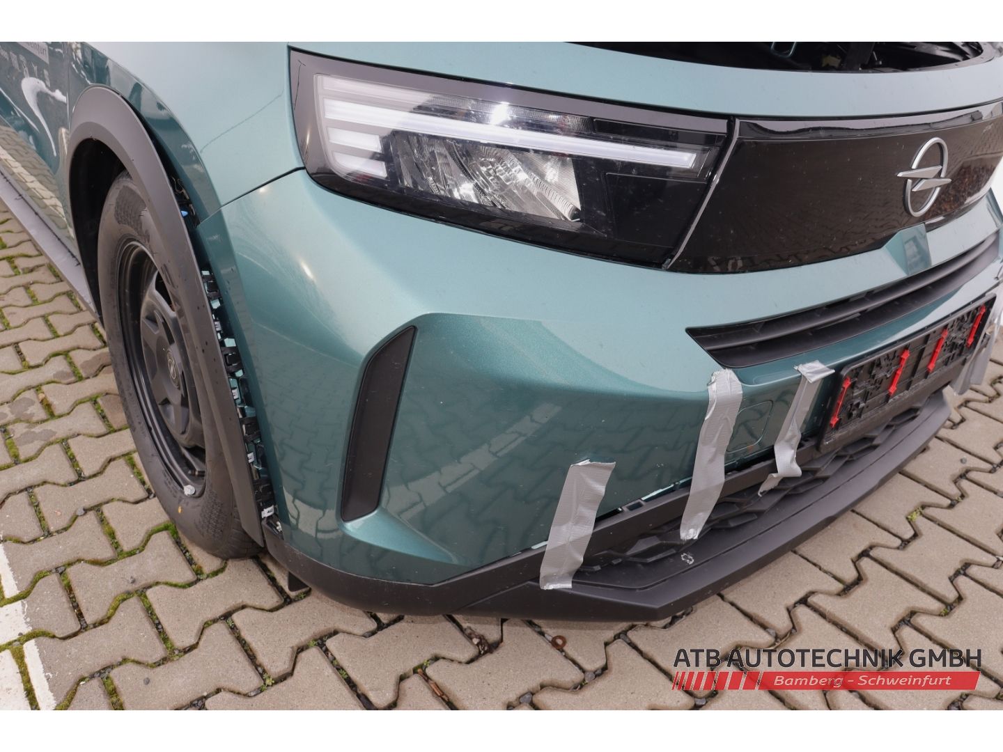 Fahrzeugabbildung Opel Frontera Edition 1.2 100kW Mild-Hybrid