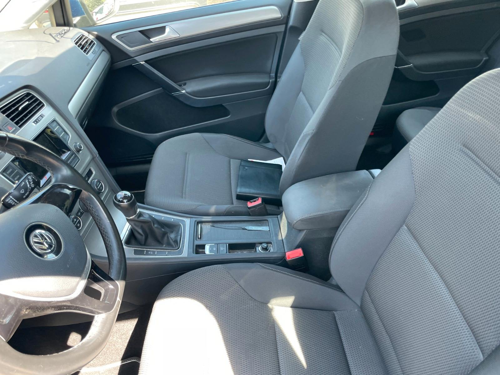 Volkswagen Golf 2015 — photo 10