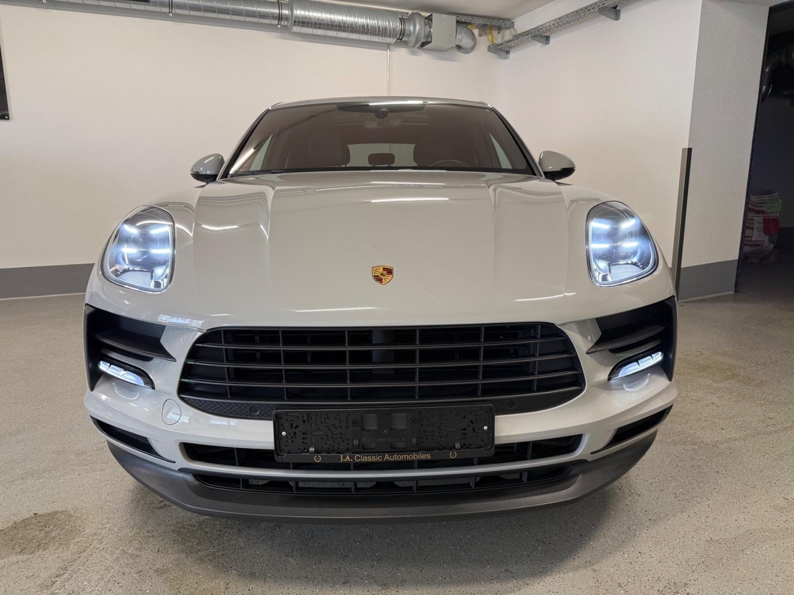 Porsche Macan PDK *BRD *Approved *Luftfahrwerk *PDLS+