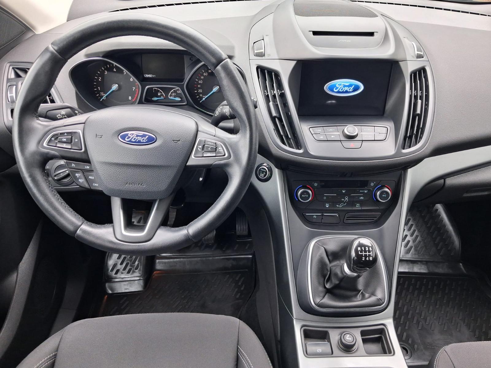 Ford Kuga Cool & Connect
