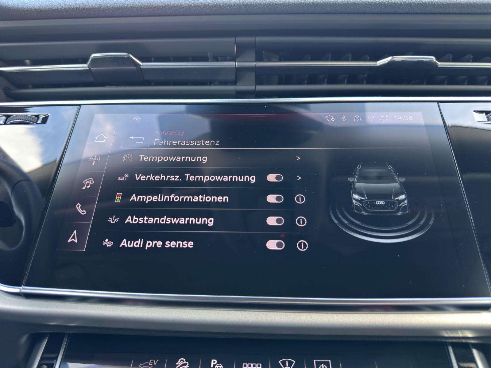 Audi Q8 45 TFSI e Q HuD OPS LED