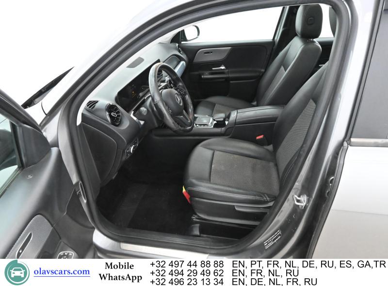 Mercedes-Benz GLB 180