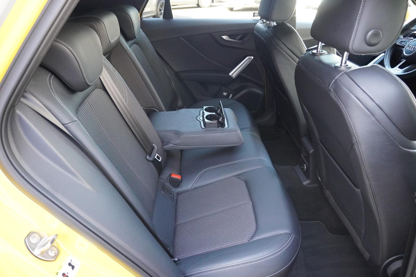 Audi Q2 1.5 TFSI S-Line sport S-Tronic LED Navi AHK